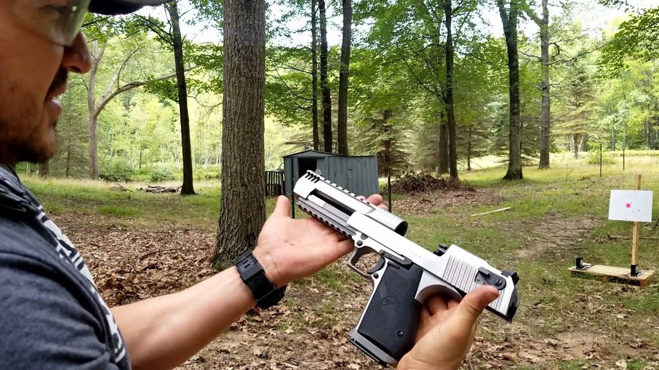 Disparando la Desert Eagle .50ae por primera vez
