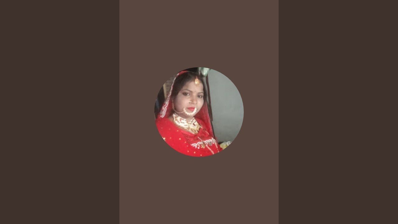 Laxmi Devi  लाइव है!