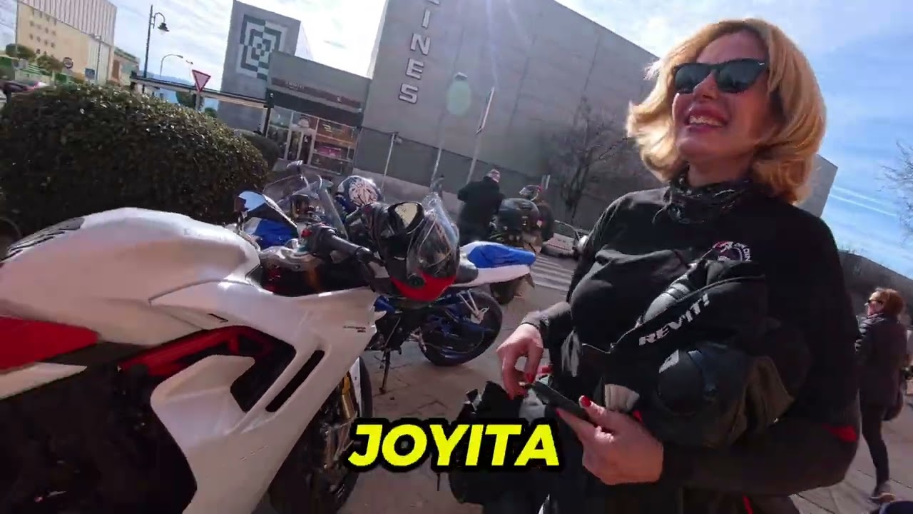 El sol sale y los din din riders aprovechan 