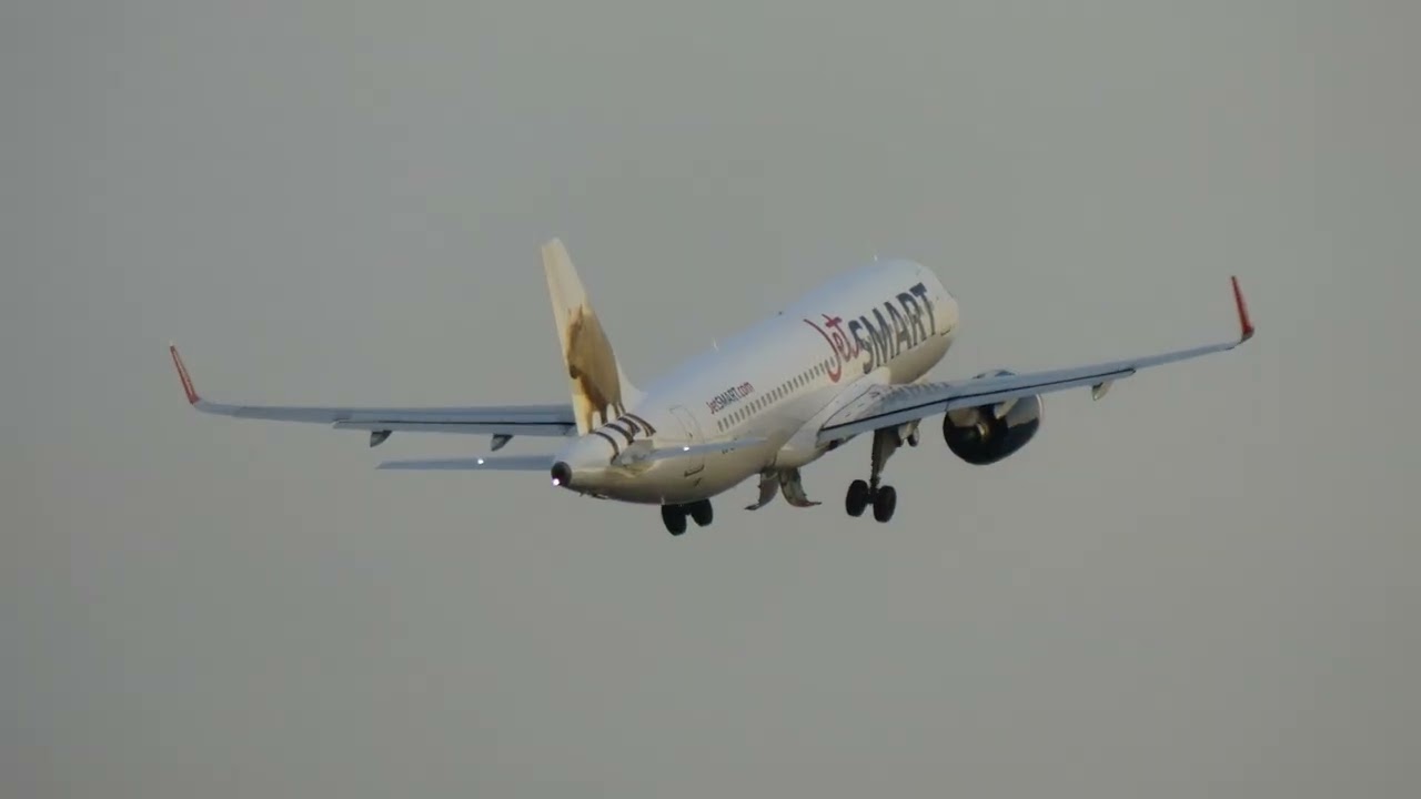 Airbus A320neo JetSMART TakeOff at Airport Santiago Chile SCL