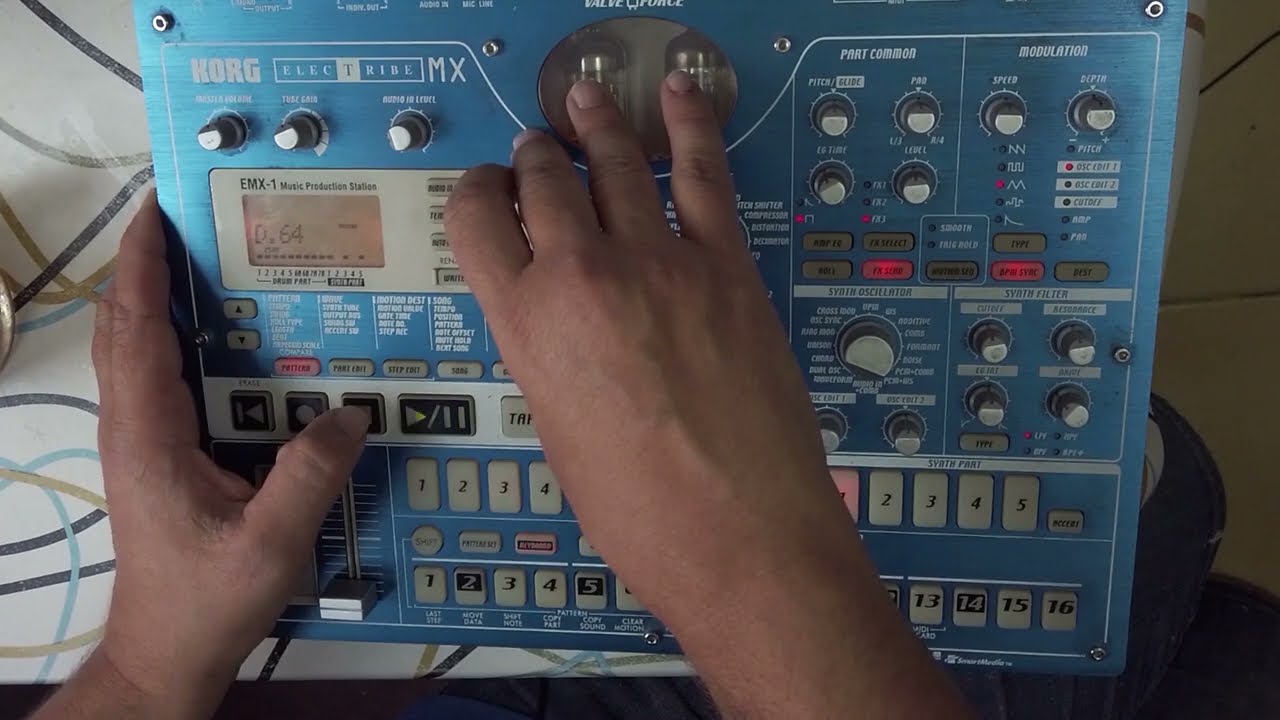 Как и обещал! Обзор (EP version) на Korg Electrabe EMX-1! создаем^ бит, loop и groove, смотрим звуки