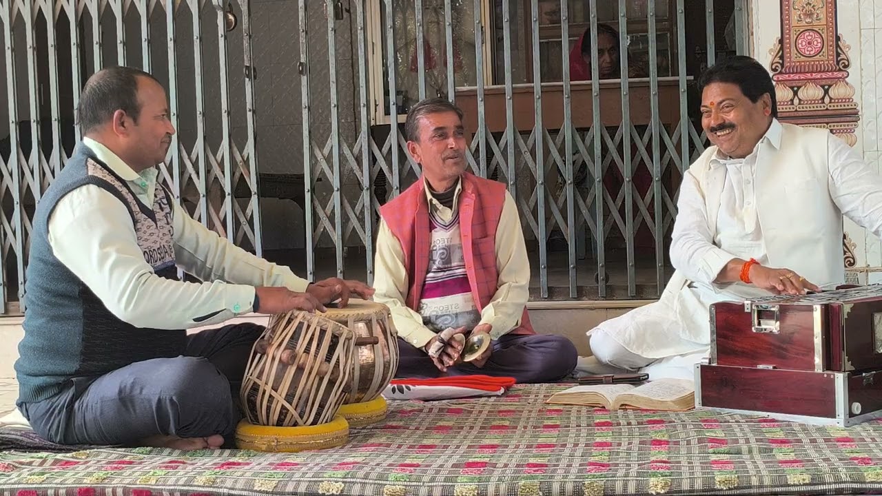 १६३६)बईठकी में #होली | रंग डारो नाहीं भर | गायक #मनन गिरी मधुकर तबला #मिथिलेश जी #दीनबंधु जी २४.२.२५