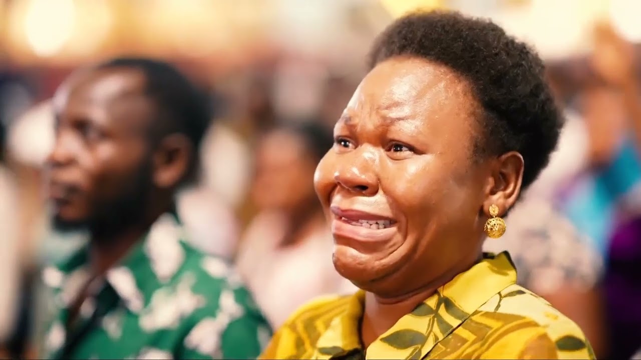 DRASTIC MIRACLE  OF LADY HEALED OF PARALYSIS AT THE GLORY DOME