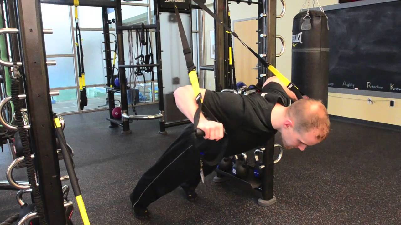 Отжимания TRX