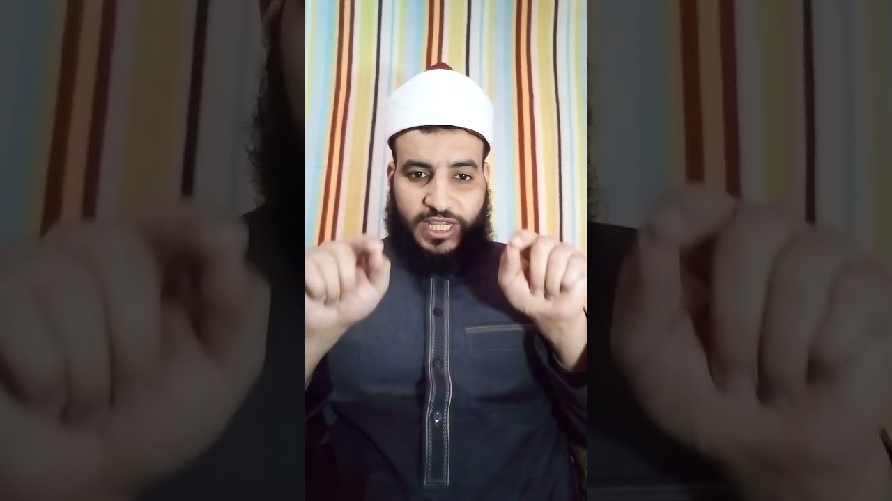هل جوز الإمام أحمد التمسح بقبر النبي؟ 