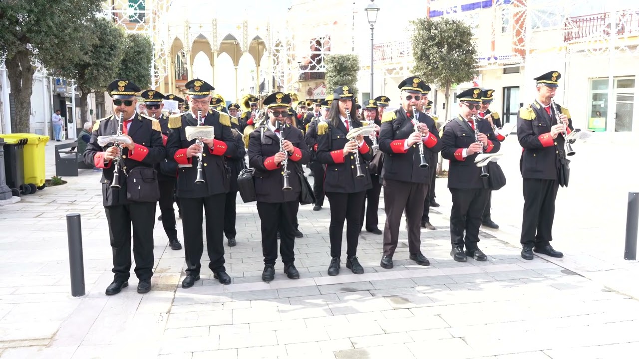 Banda di Conversano Piantoni - Marcia Vita pugliese - Madonna della Stella 20/4/25 Adelfia