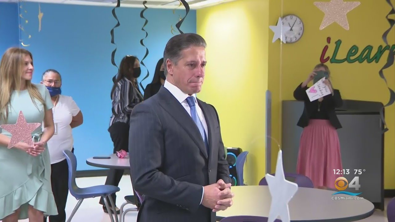 Outgoing Superintendent Alberto Carvalho Surprise Good-Bye, Moved To Tears