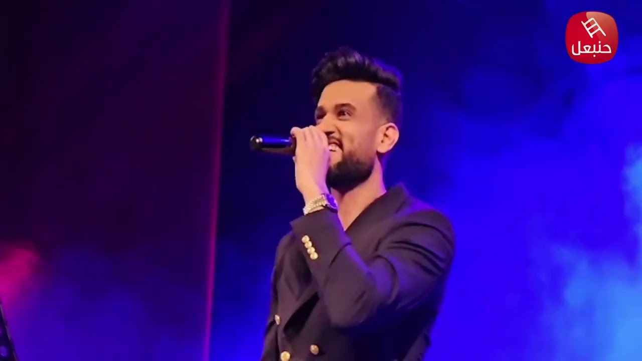 أمام شباييك مغلقة قدّم الفنان مرتضى الفتيتي عرضا مميّزا جمع بين الجانب الفني والفرجوي بالمسرح البلدي