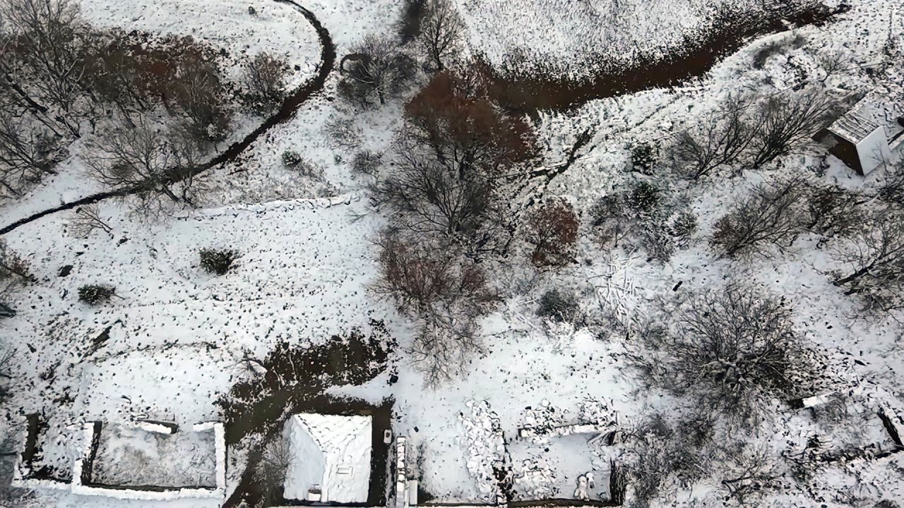 #14 A Snowy Day in My Stone Cabin  Winter Silence & Cozy Moments #stonecabin #adnanslife