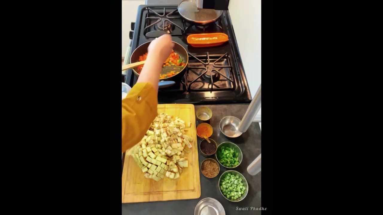 ✨✨महाराष्ट्रीयन (मराठी) वांग्याच्या भाजीची पाककृती 😊 👩🍳 🍽️