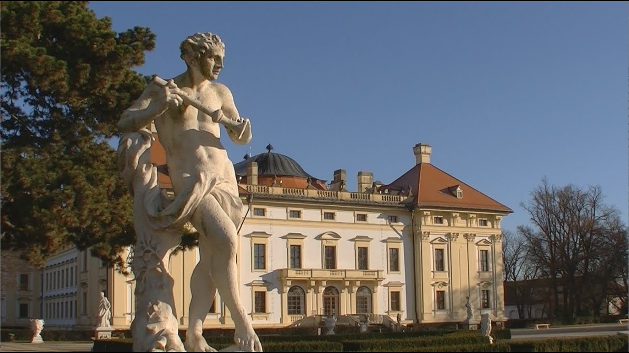 Castle Slavkov u Brna and surroundings (3D FULL SBS)