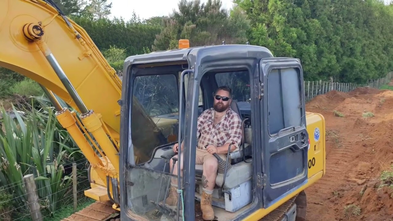 Developing 3 acres of bare land into a lifestyle block (we bought a jar of dirt!)