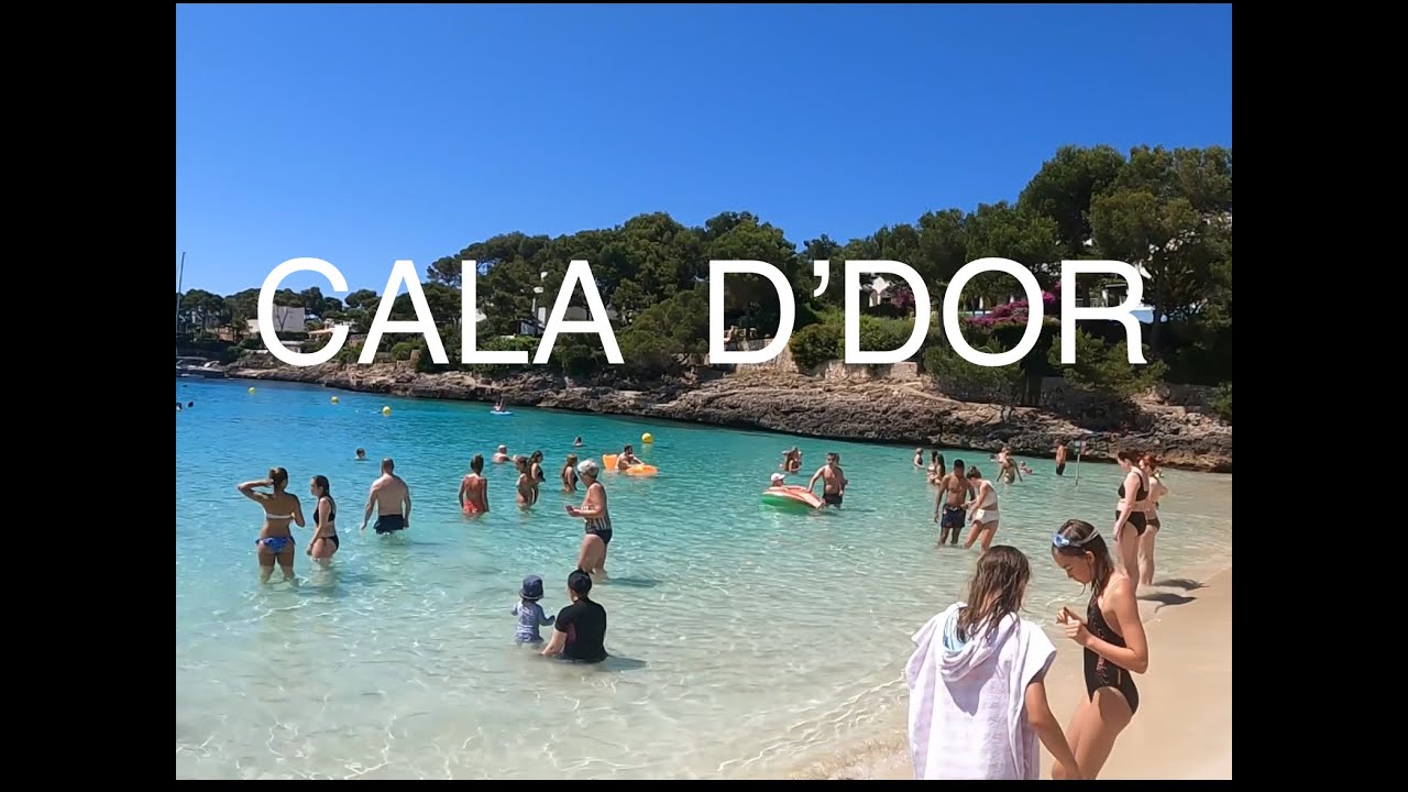 walking around Cala D