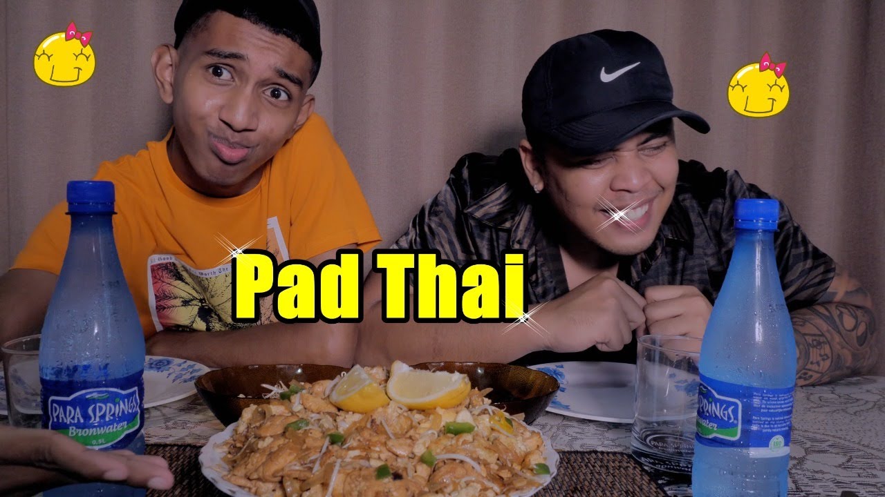 FeWiejj PROBEERT VOOR HET EERST PAD THAI KLAAR TE MAKEN|| MUKBANG