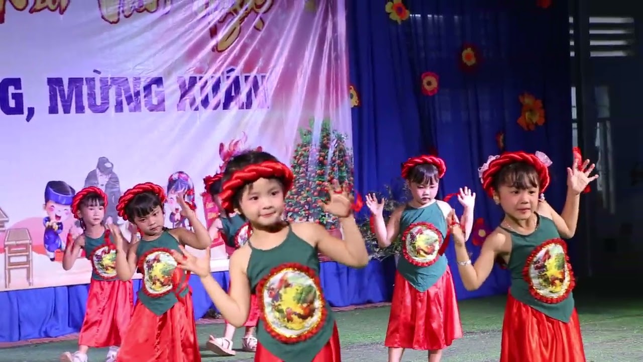 04 Tết Ơi Là Tết