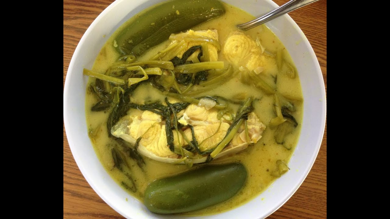 Somlar Machu Ktiss Chea Muy Trey Chlang Ning Tror Kuon-Catfish with Water Spinach