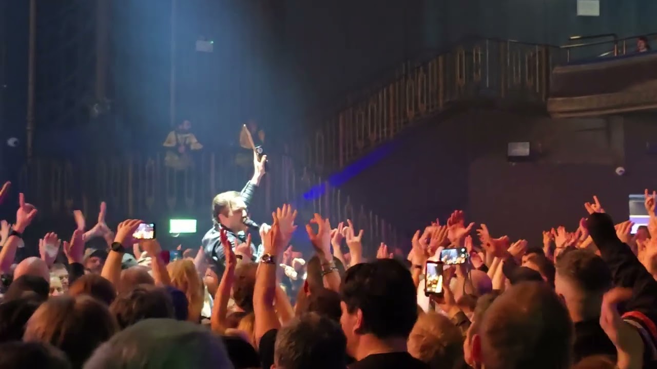 Royal Republic - Aint Got Time (O2 Forum Kentish Town 