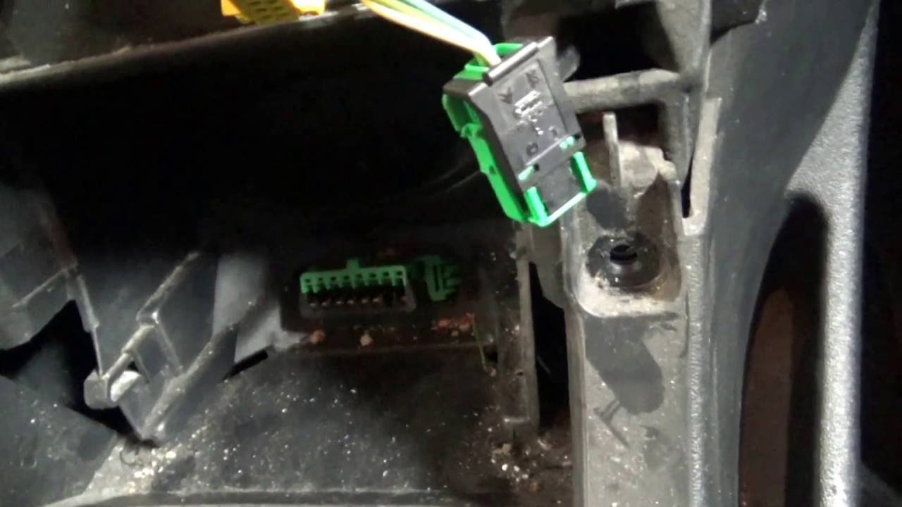 panne réglage hauteur phares Citroën c4