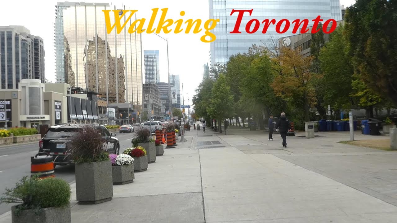 Walking North York Toronto's Willowdale Neighbourhood With a Friend 10/7/2022