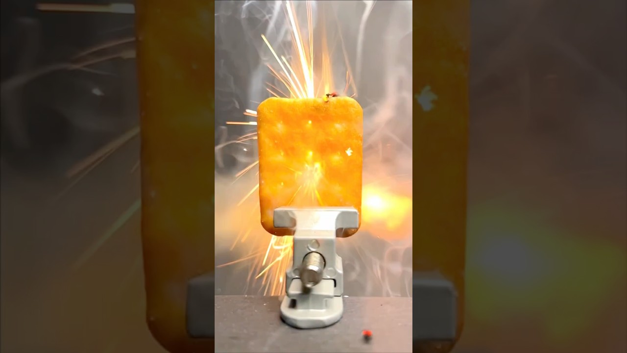 CRACKER EXPLOSION! 🍪💥