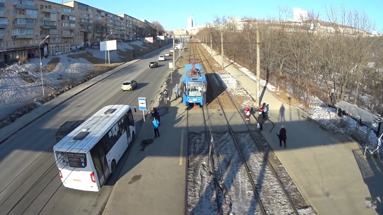 В ШОКЕ ОТ РЕЛЬЕФА ВЛАДИВОСТОКА! СПУСК С ГОРЫ ПЕШКОМ ОТ ШИЛКИНСКОЙ ДО ЛУГОВОЙ. ТРАМВАЙ В ЯНВАРЕ 2023.