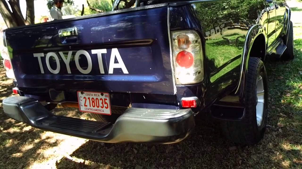 TOYOTA HILUX 1999 MANUAL 2.8 4X4 EXTRACAB