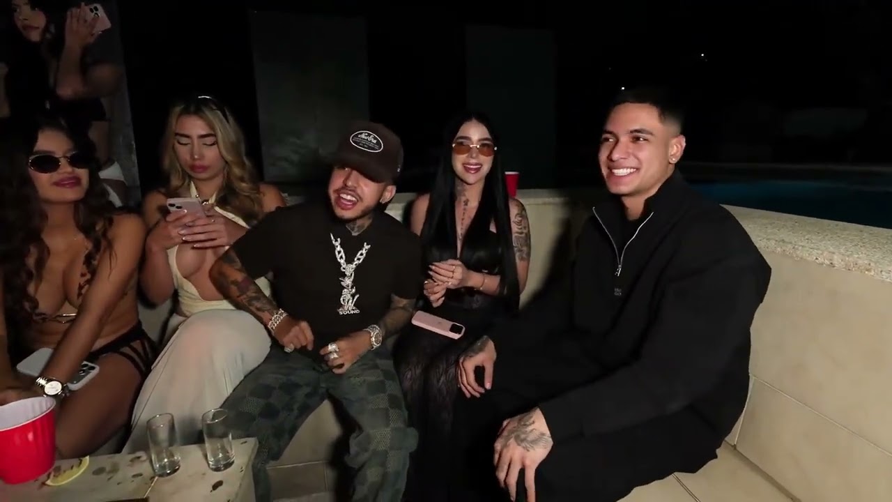LEANDRO CONOCE A MICHELLE BUNNY EN EL POOL PARTY | WESTCOL