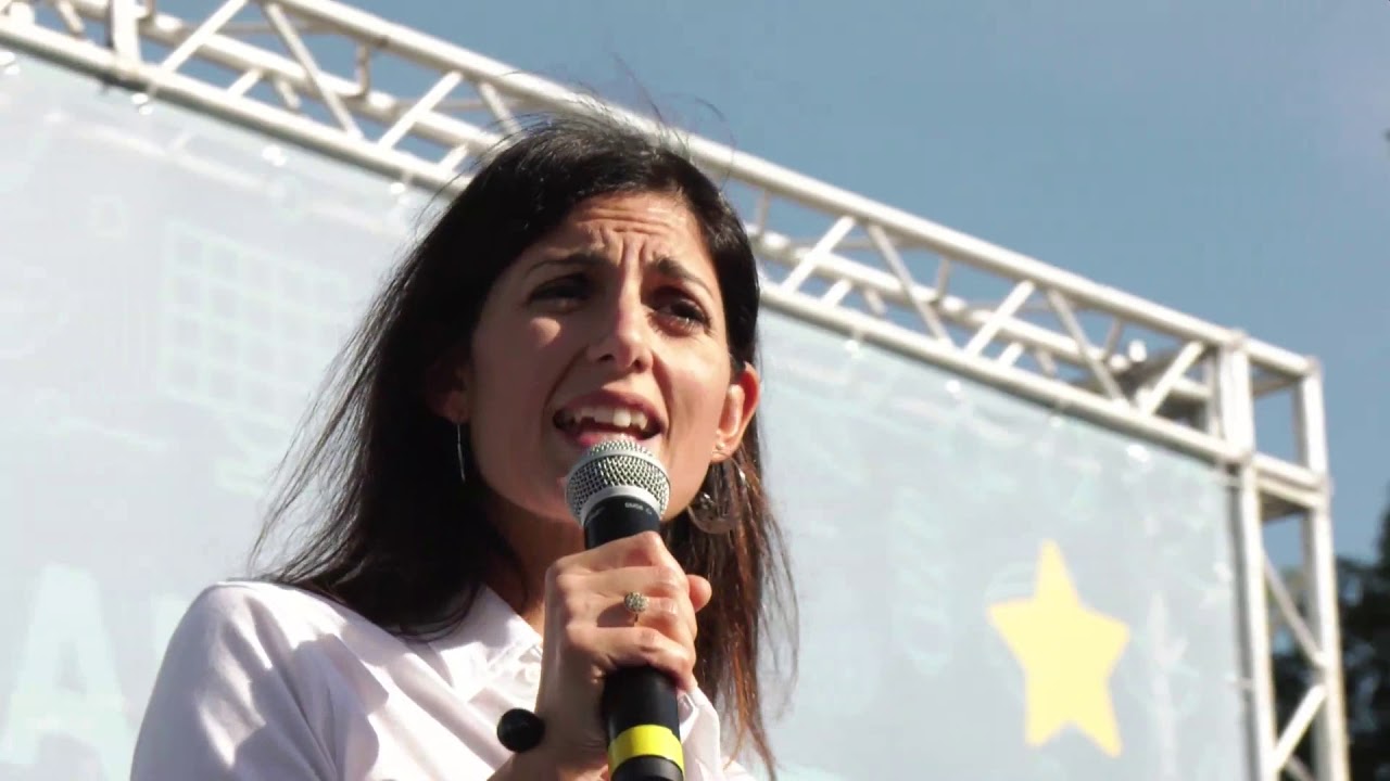 Virginia Raggi da Napoli Italia 5 Stelle