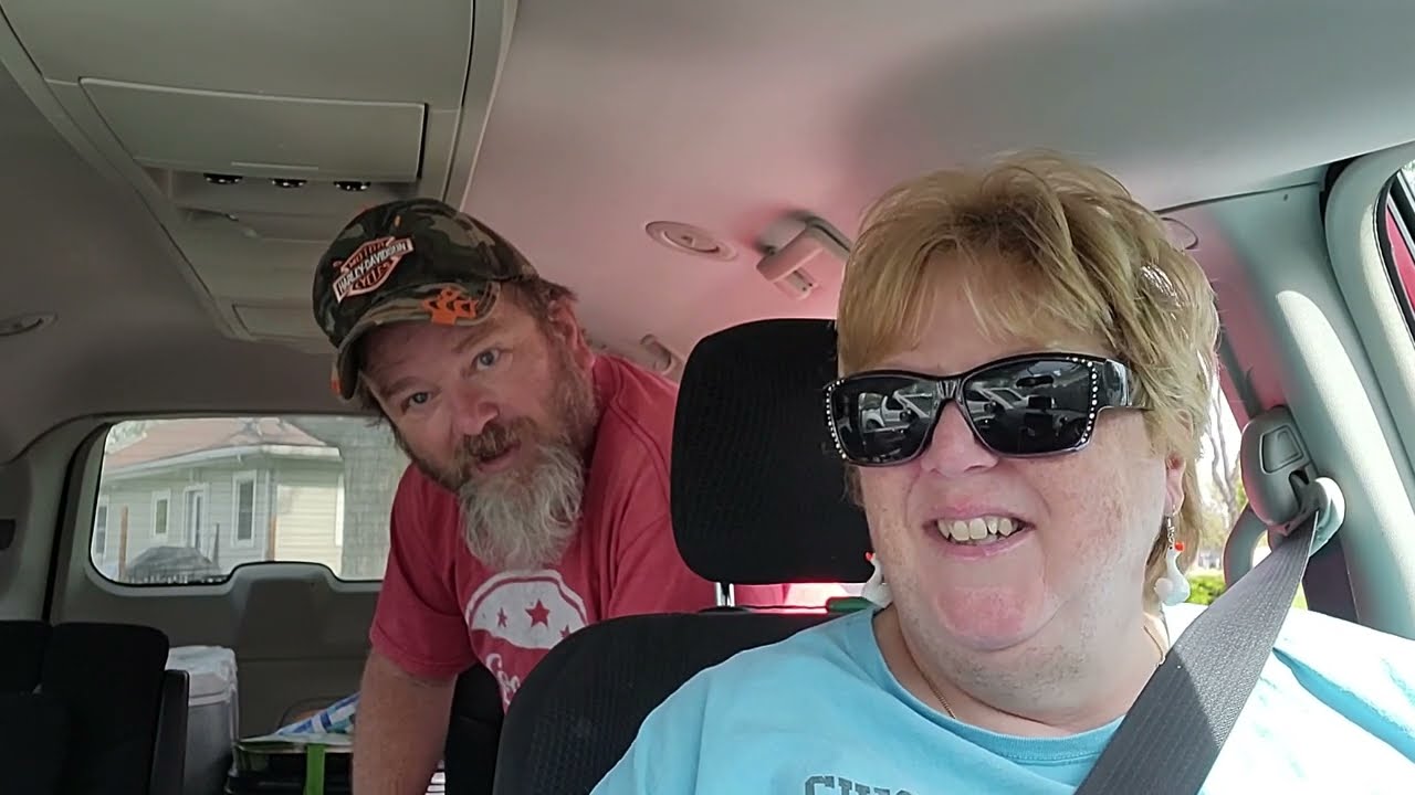 SHOPPING WITH MICHELE & THE GIRLS GET MOVED OUT