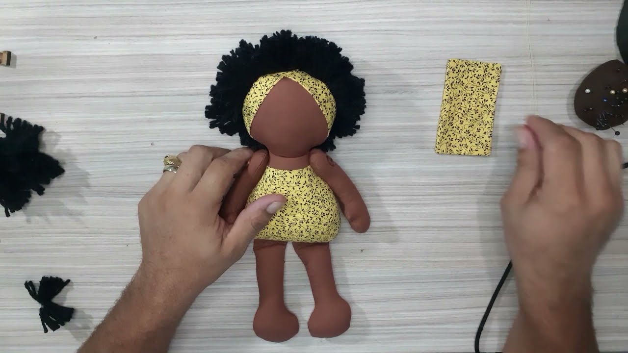 Boneca de Pano passo a passo. Projeto Aso Isere - Video aula da Kalunguinha / Parte IV Finalização.