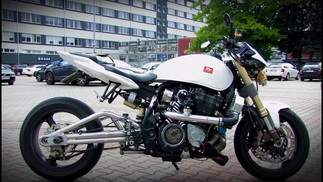 Motoślad odc 259- akcja serwisowa Triumpha, podrasowany motocykl z turbo, Enrico zmienia opony