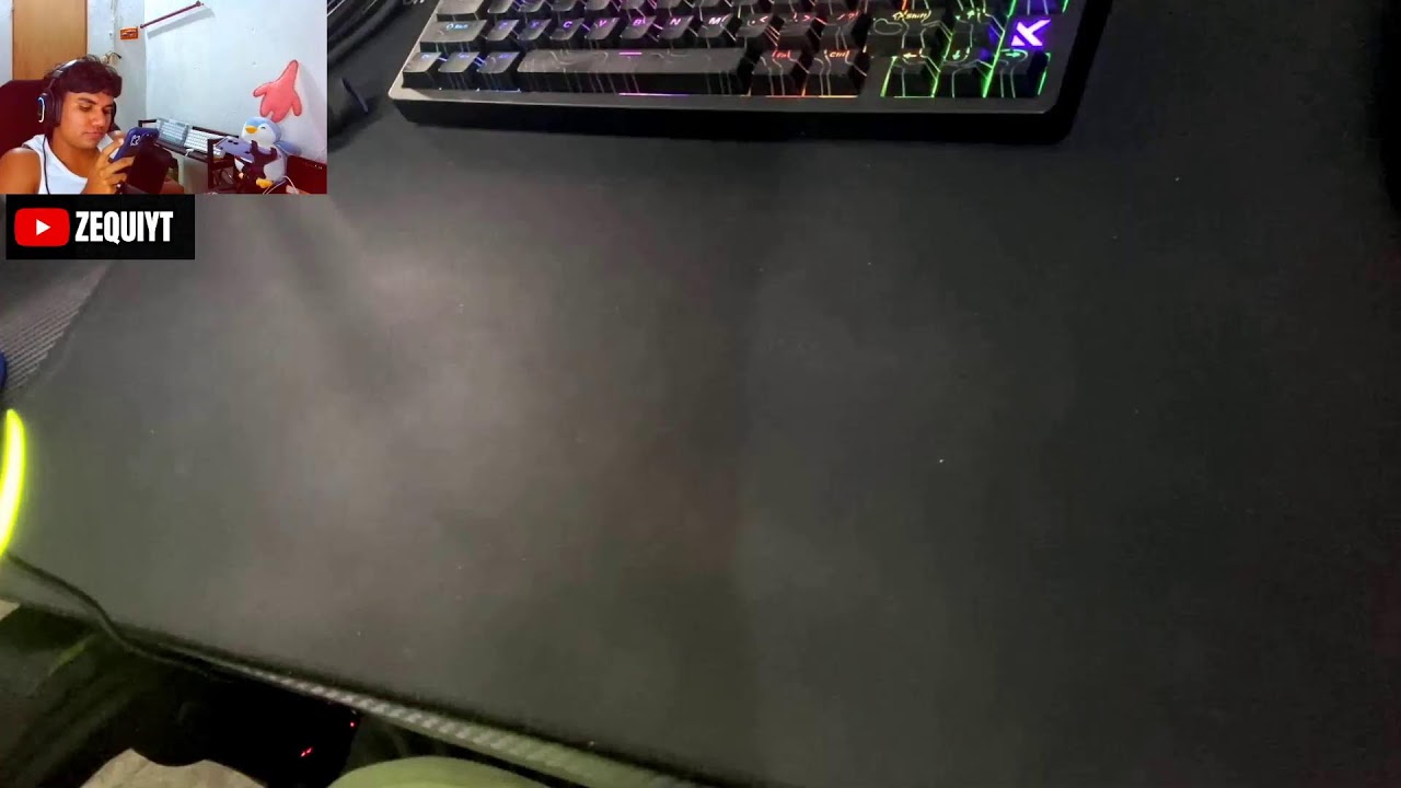 VETERANO ESTRENANDO IPHONE 15 PRO MAX A 4 DEDOS! FREEIFIRE