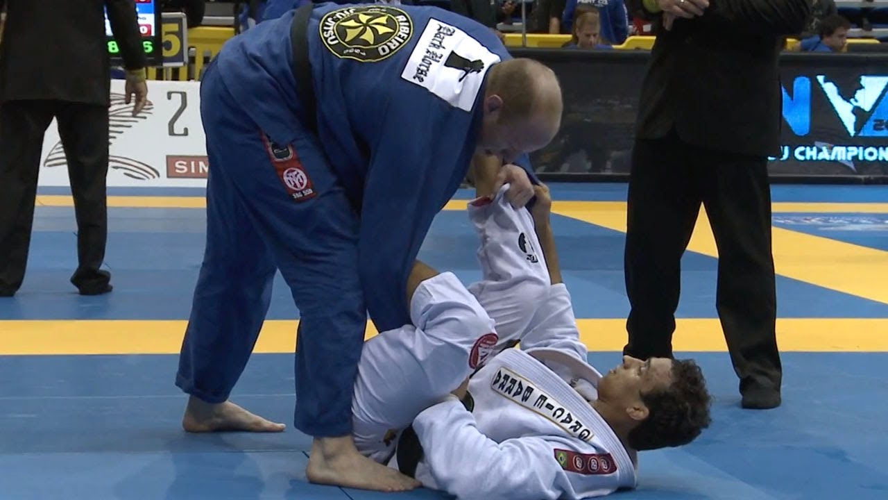 Romulo Barral VS Matt Jubera / Pan Championship 2013
