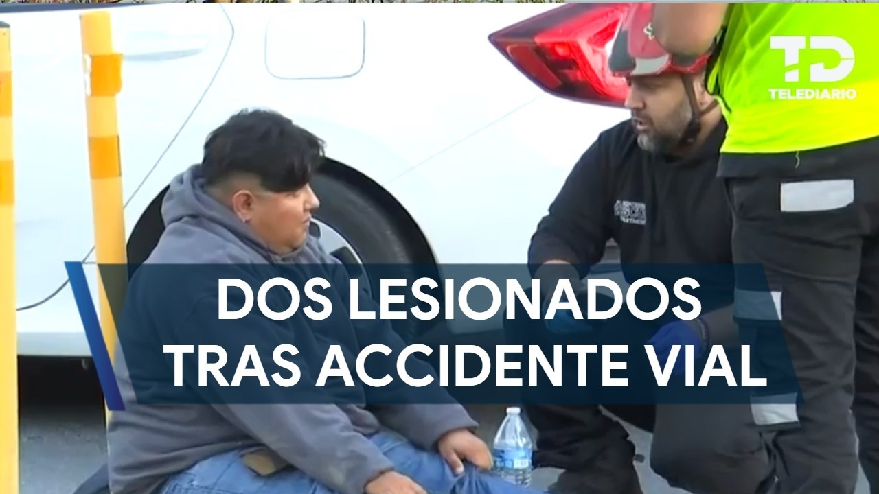 Accidente vial deja dos lesionados en la avenida Chapultepec en Monterrey