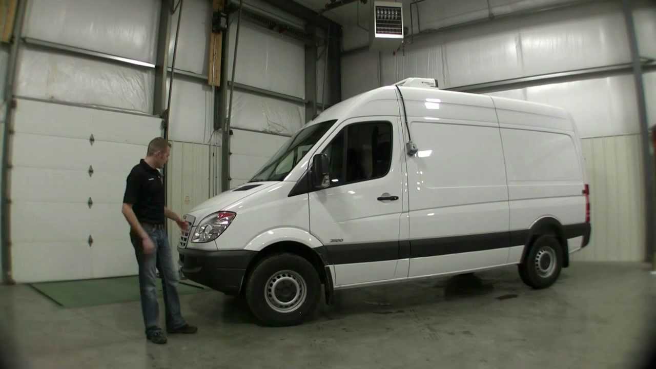 Refrigerated Freightliner Sprinter Van with FG Kit and Thermo King For Sale