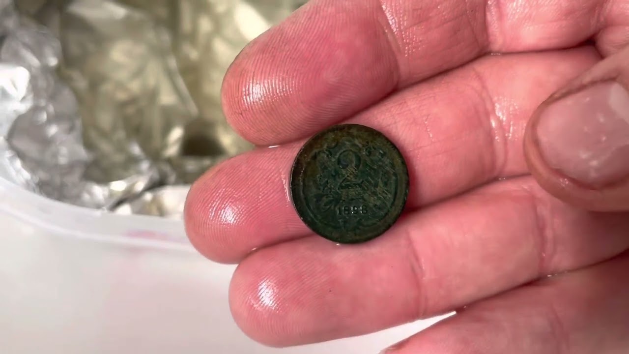 Čištění mincí - knoflíků jedlou sodou a hliníkem + základní informace s @DjMartyHP