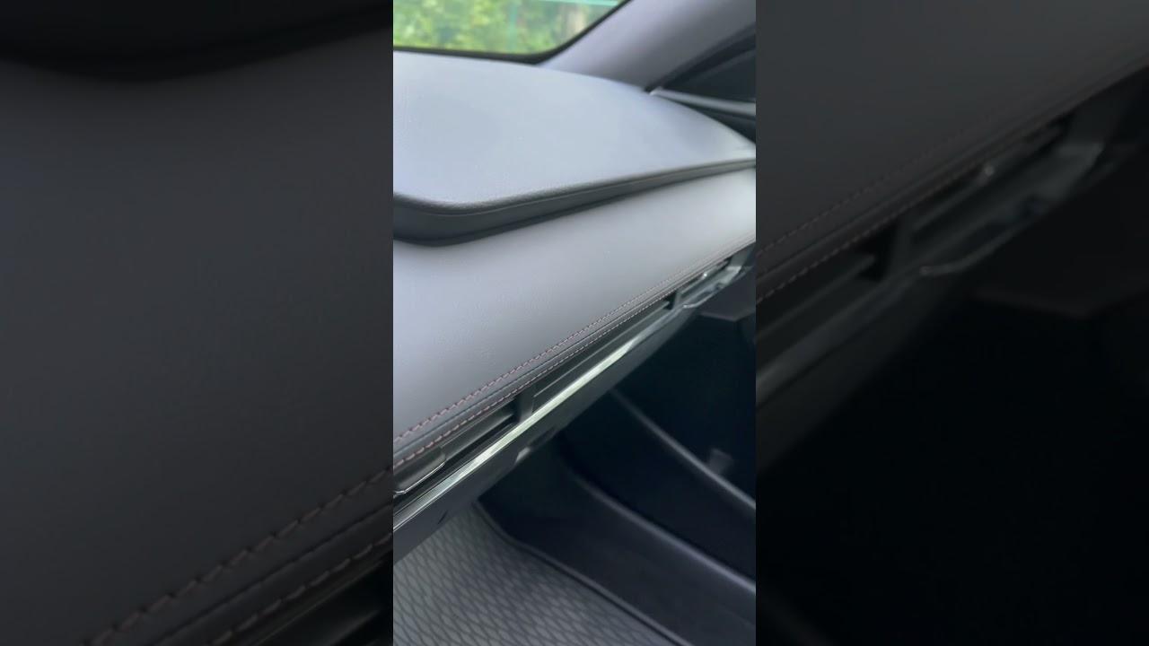 Mazda 3 rattle in dash. Here&rsquo;s the fix - read description!