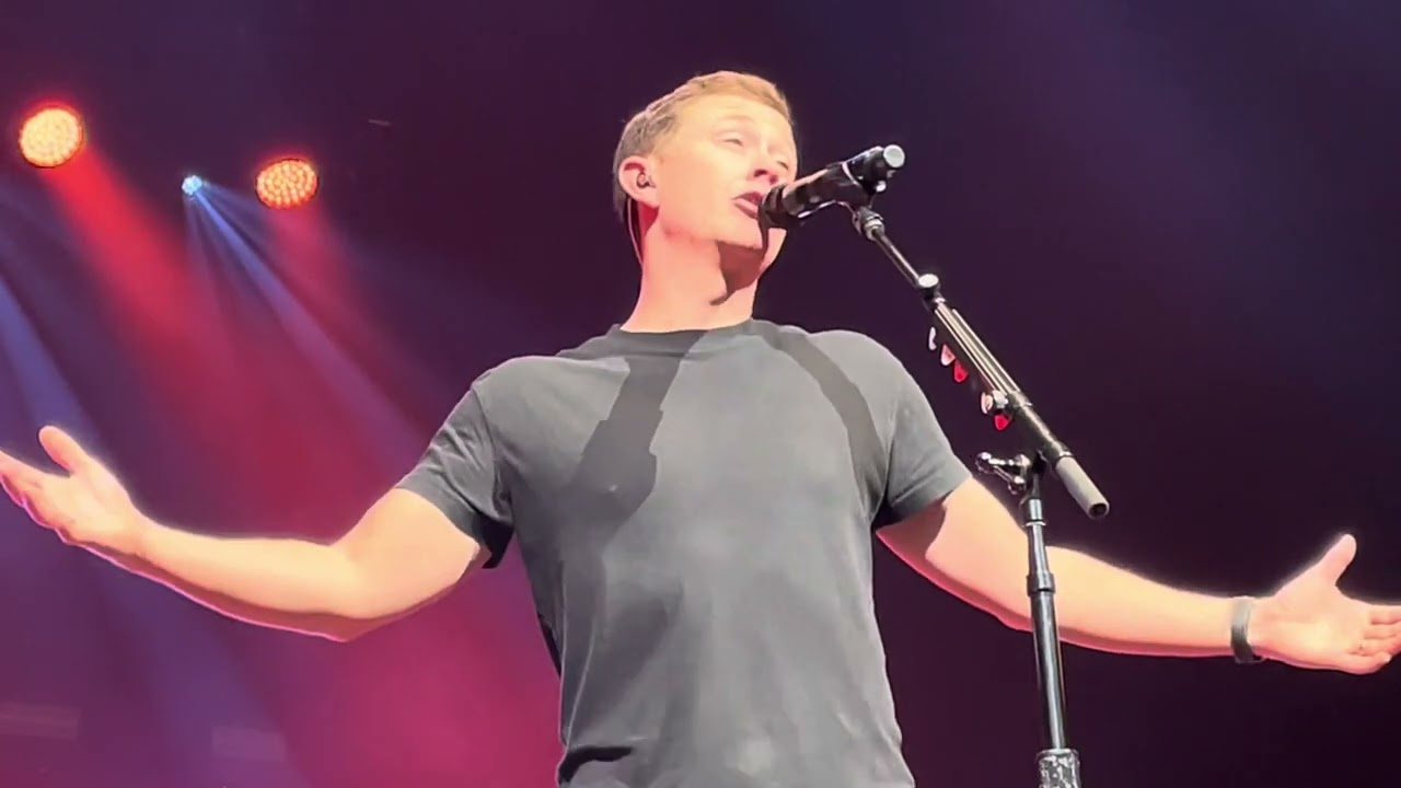 Scotty McCreery - Fall Of Summer (Live) - Toyota Oakdale Theatre, Wallingford, CT - 3/15/24