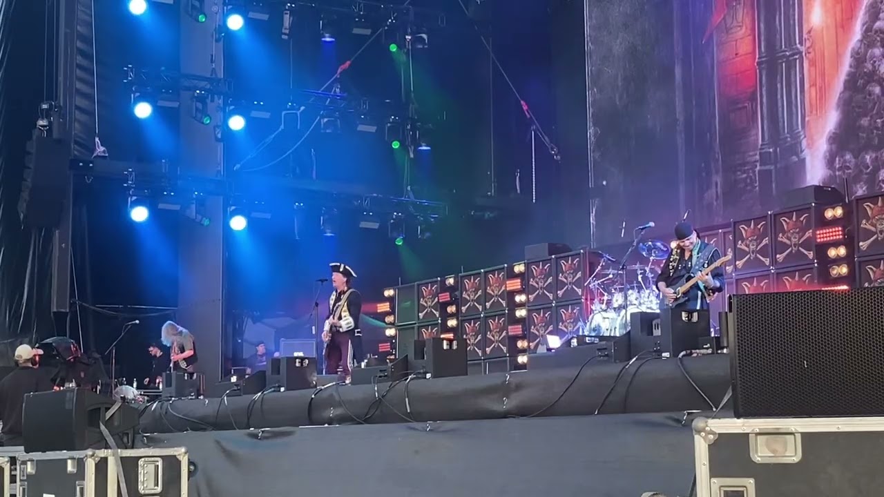 Running Wild - Treasure Island