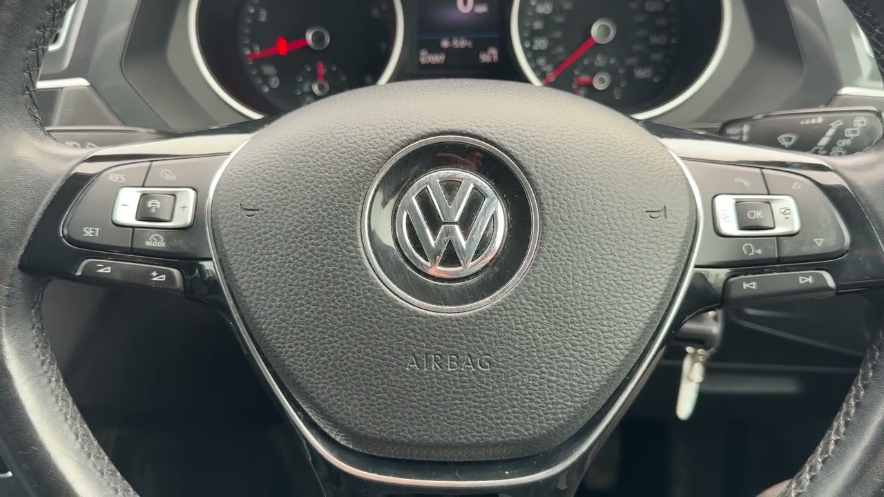 Volkswagen Tiguan LF18YEV