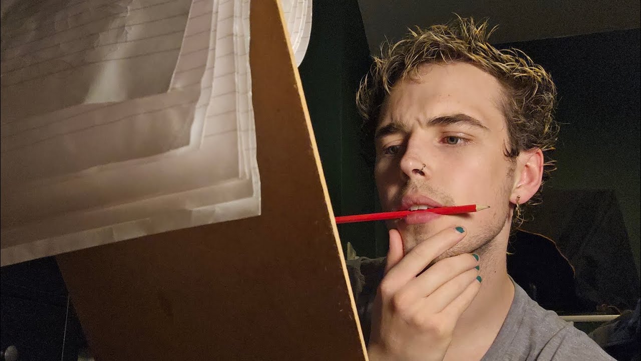 ASMR professionally drawing you in 1 minute