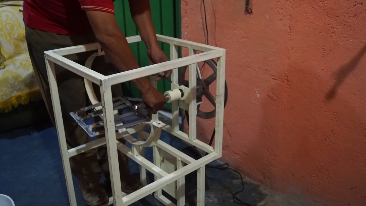 Demostración de  Batidora de masa para tamal