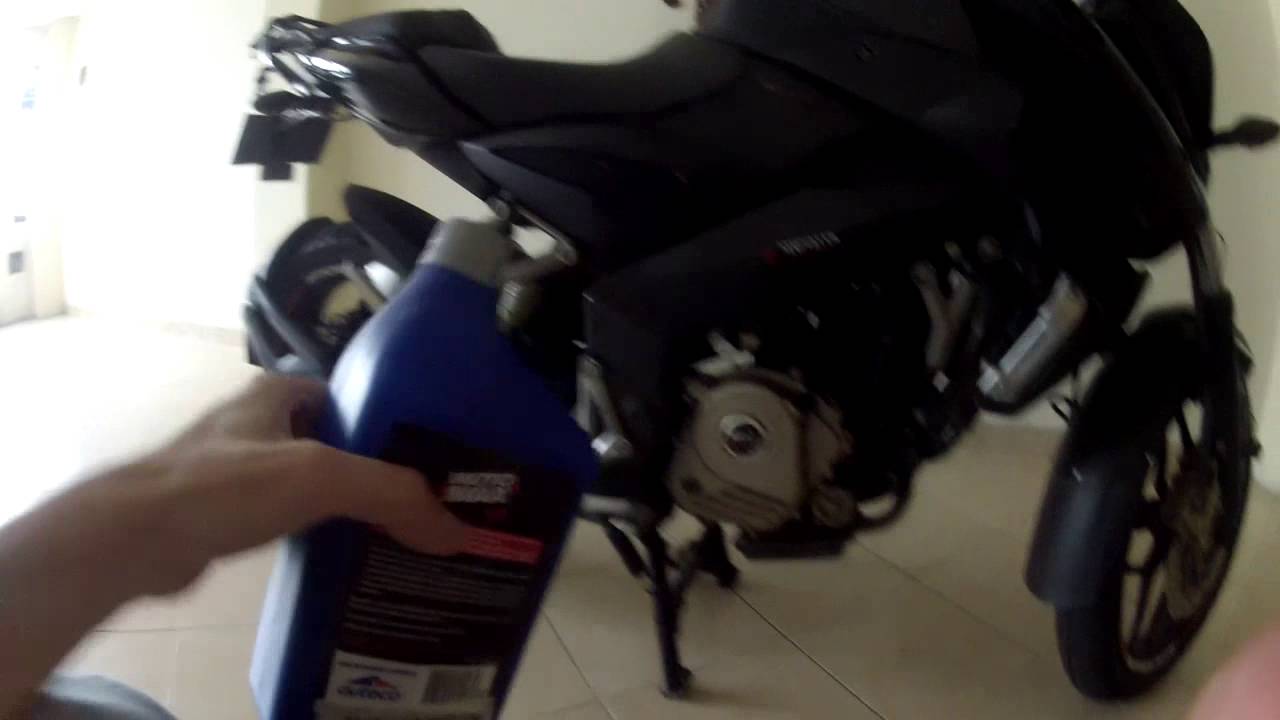 Como echar liquido refrigerante // PULSAR 200NS -Rouser
