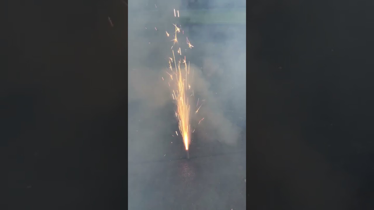 DIY Firework- fountain with crackling and bang!