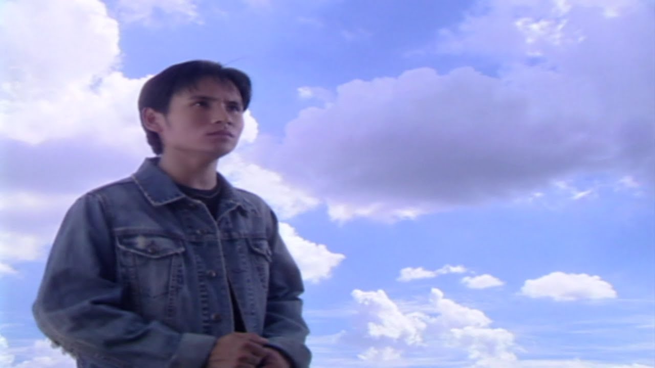 สบตาที่หน้าจอ - ไผ่ พงศธร 【OFFICIAL MV】