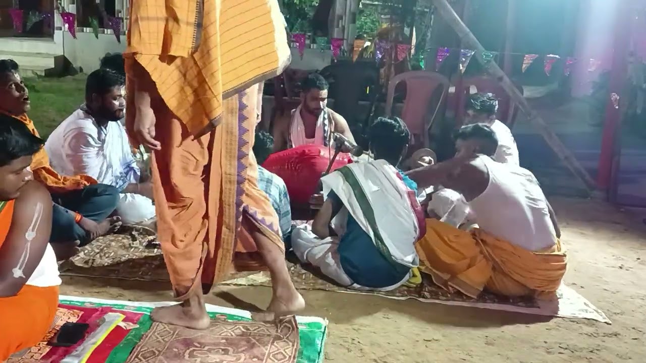 ପବିତ୍ର କାର୍ତ୍ତିକ ପୂର୍ଣ୍ଣିମା ଅବସରରେ ରାହାସ ବିହାରୀ ଙ୍କ ଅଗଣାରେ ମହା ମନ୍ତ୍ର ପାଠ 