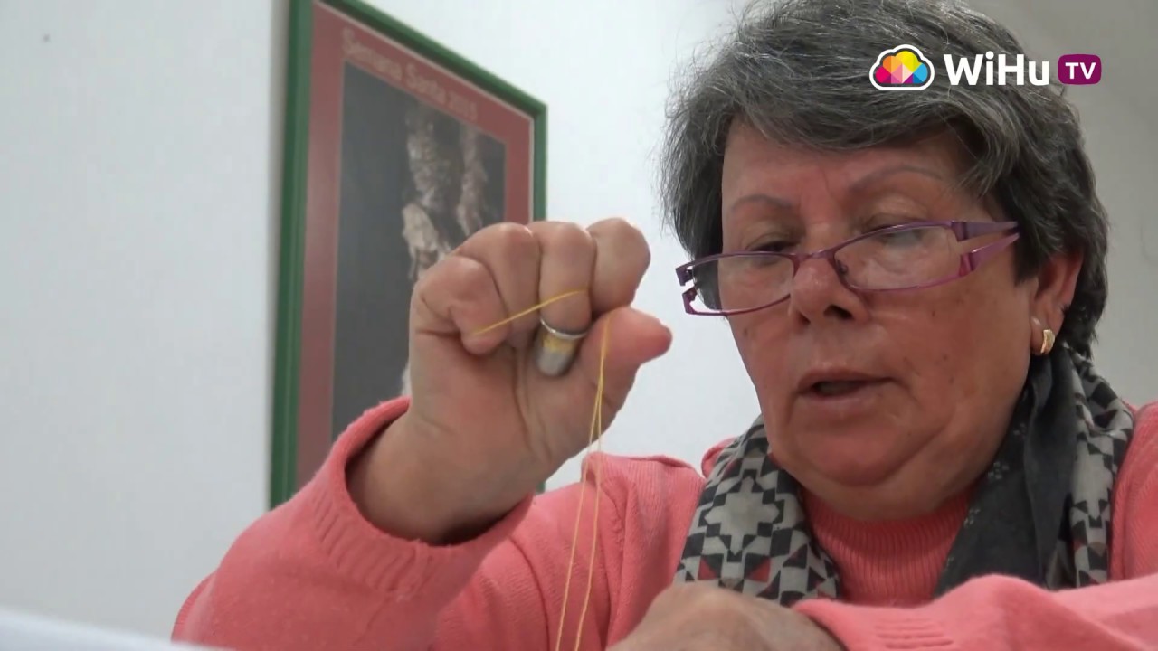 Manos solidarias para la saya de la Virgen de los Dolores. Reportajes WiHuTV