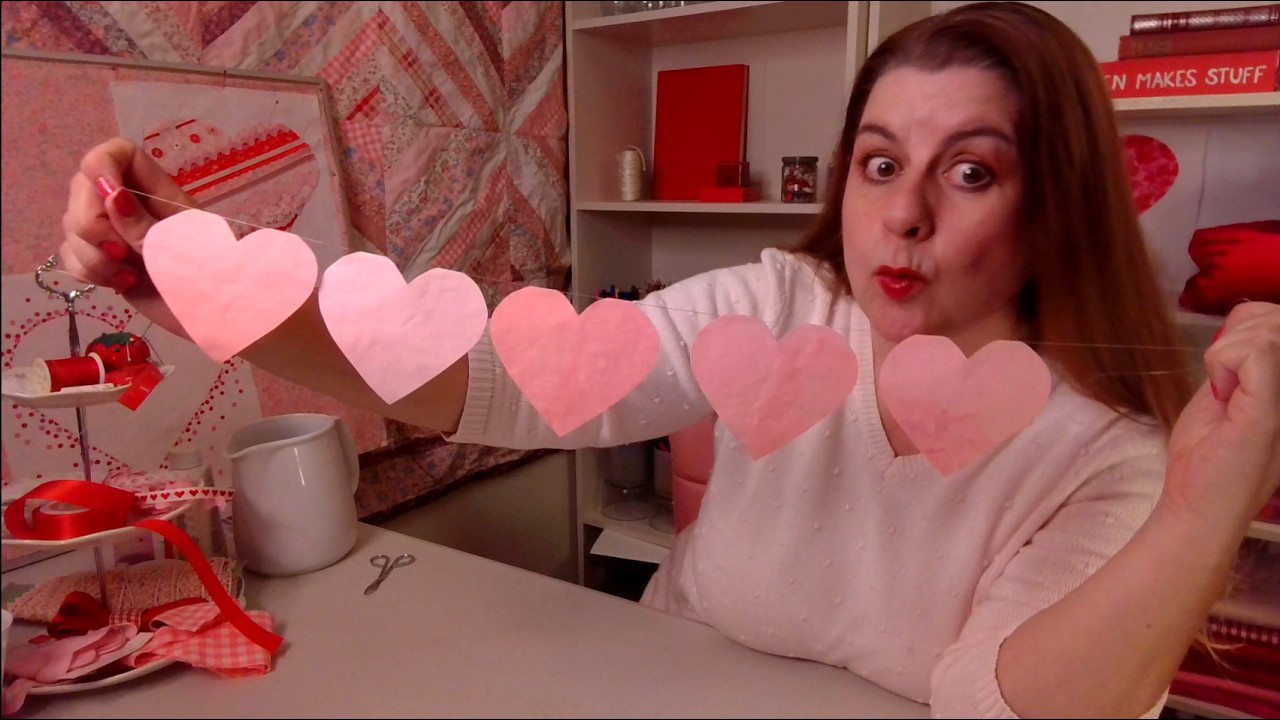 Let's Make a Valentine's Garland!