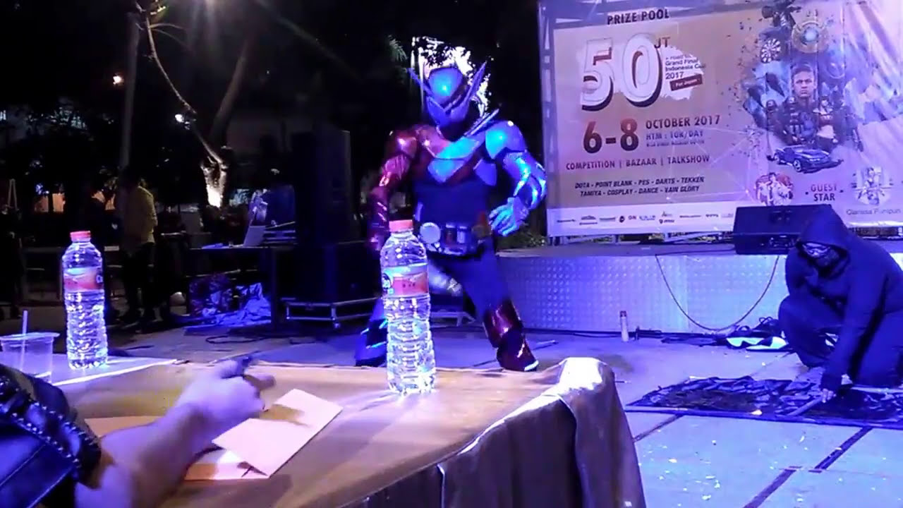 Kamen Rider Build Cosplay Performance [Spazio Games Festival 2017]