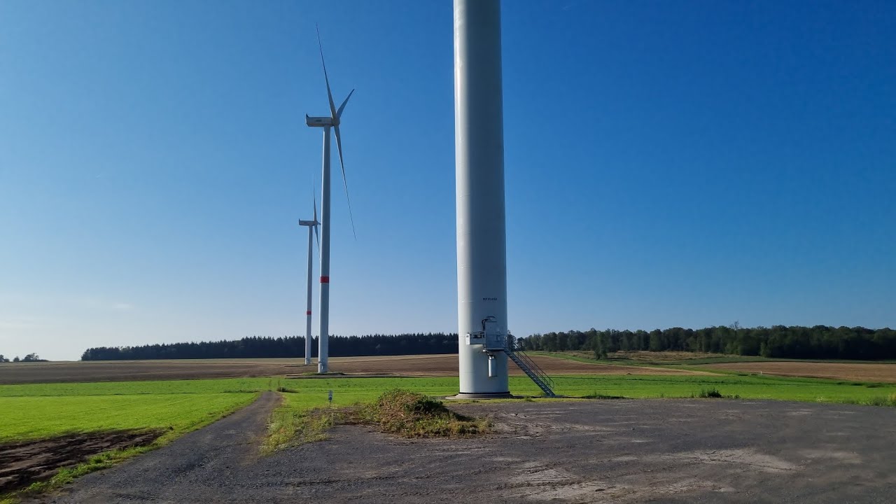 Vidéo sur le parc éolien de Courrière.